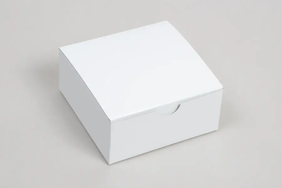 4X4X2 WHITE GIFT BOX