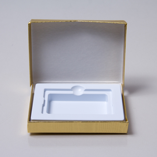 4-5/8 x 3-3/8 x 5/8 METALLIC GOLD GIFT CARD BOX WITH PLATFORM INSERT