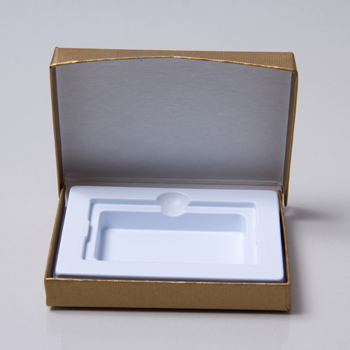 4-5/8 x 3-3/8 x 5/8 GOLD RIB GIFT CARD BOX WITH PLATFORM INSERT