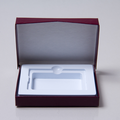 4-5/8 x 3-3/8 x 5/8 MERLOT ICE GIFT CARD BOX WITH PLATFORM INSERT
