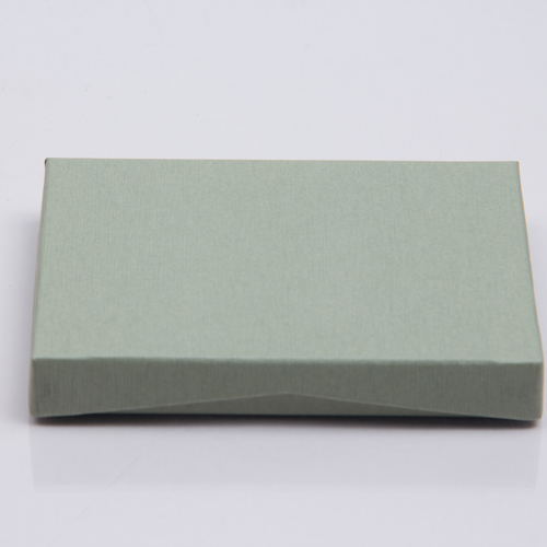 4-5/8 x 3-3/8 x 5/8 SAGE GREEN GIFT CARD BOX WITH PLATFORM INSERT