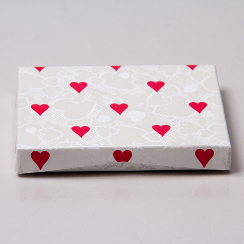 4-5/8 x 3-3/8 x 5/8 VAL. HEARTS GIFT CARD BOX WITH PLATFORM INSERT