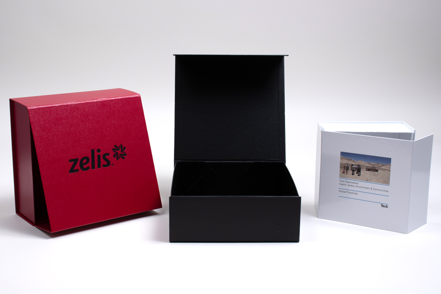 Custom Printed Gift Boxes with magnetic closure
