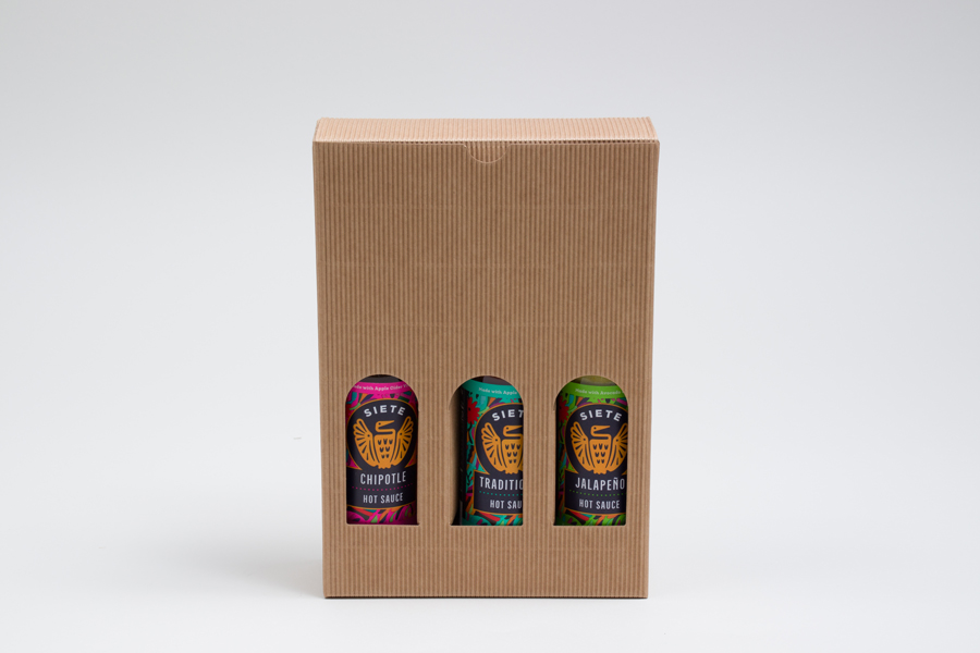 6-11/16 x 2-3/16 x 9-7/16” NATURAL KRAFT GROOVE BOTTLE BOXES WITH WINDOWS