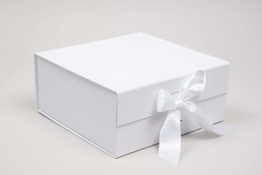 10 x 10 x 4-1/2 MATTE WHITE MAGNETIC LID GIFT BOXES WITH RIBBON