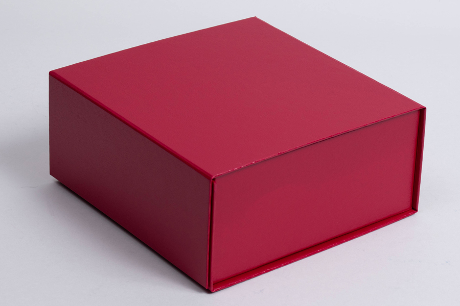 8 x 8 x 3 SCARLET LEATHERETTE MAGNETIC LID GIFT BOXES