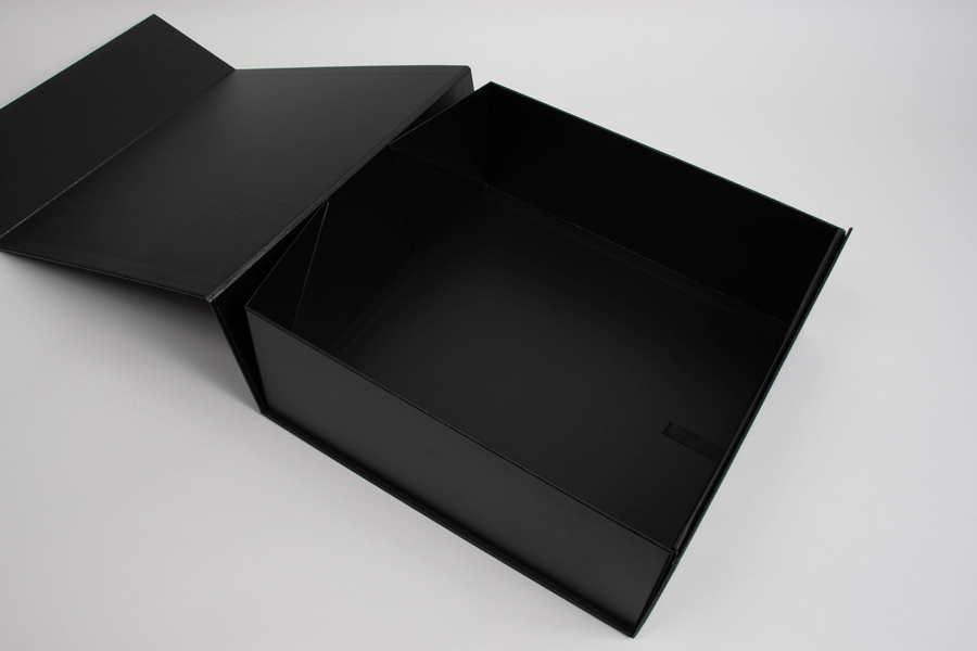 12 x 12 x 4-1/2 MATTE BLACK MAGNETIC LID GIFT BOX