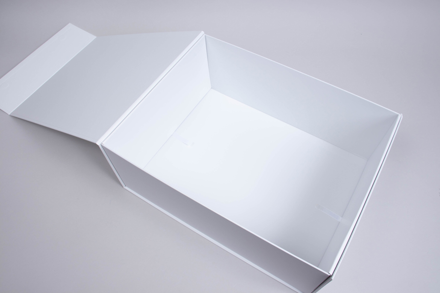 10-5/8 X 14 X 5-1/2 PLUS-SERIES™ 7-FLAP COLLAPSIBLE MATTE WHITE MAGNETIC GIFT BOXES
