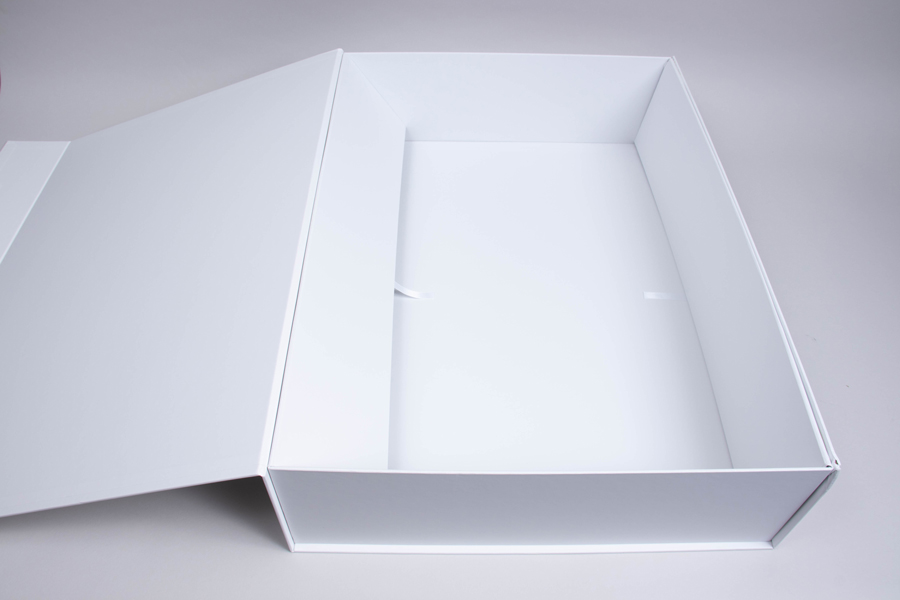 22 X 15-7/8 X 5-1/8 PLUS-SERIES™ 7-FLAP COLLAPSIBLE MATTE WHITE MAGNETIC GIFT BOXES