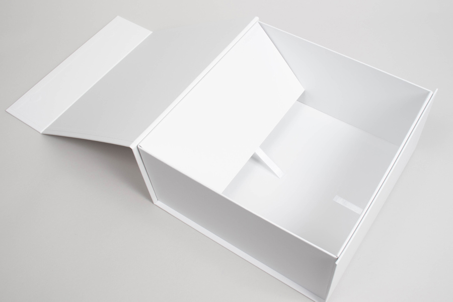 9-1/2 X 9-1/2 X 4-3/4 PLUS-SERIES™ 7-FLAP COLLAPSIBLE MATTE WHITE MAGNETIC GIFT BOXES