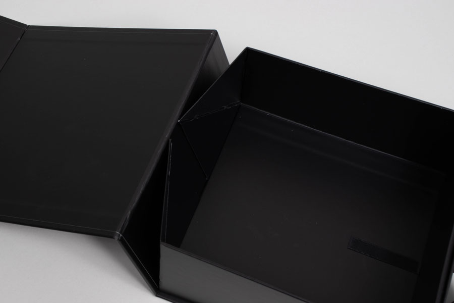 8L x 8W x 3H, Leatherette Magnetic Lid Gift Boxes, Black Leatherette
