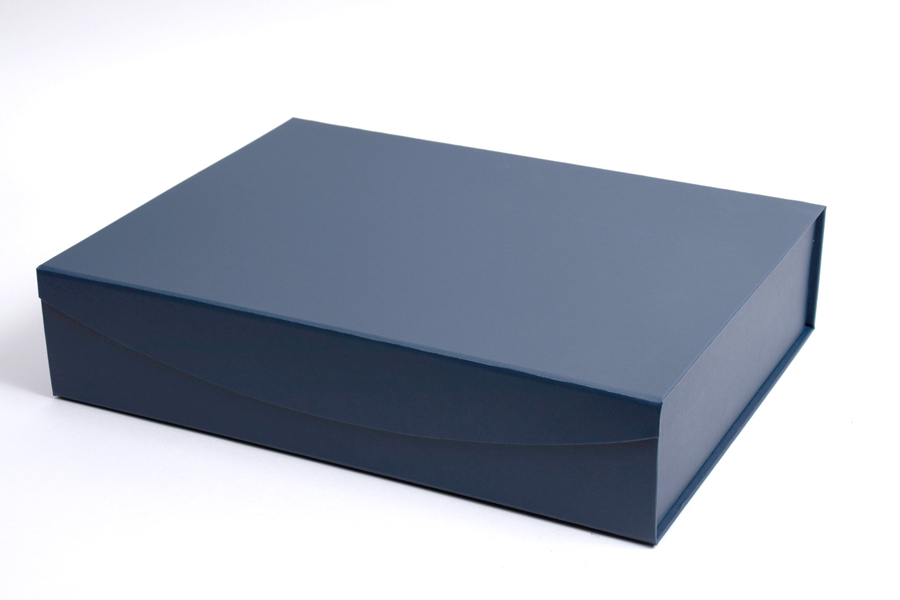14-3/8 x 10-3/4 x 3-1/8 NAVY BLUE LEATHERETTE MAGNETIC LID GIFT BOXES
