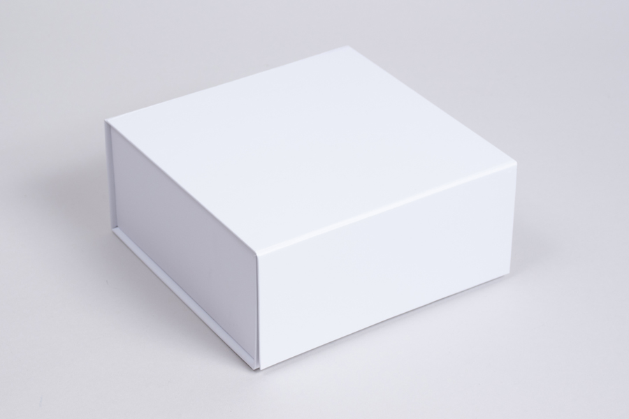 6 x 6 x 2-3/4 MATTE WHITE MAGNETIC LID GIFT BOXES