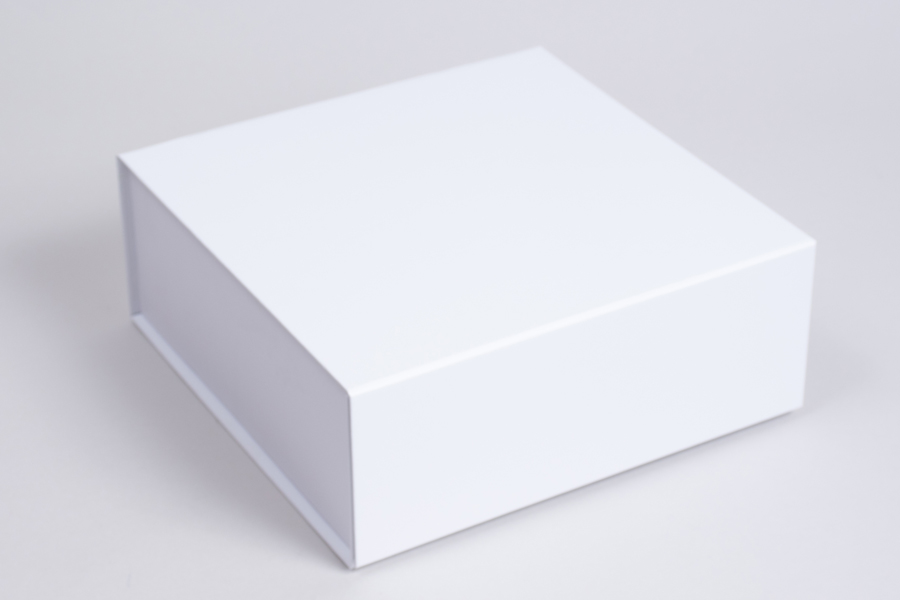 8 x 8 x 3-1/8 MATTE WHITE MAGNETIC LID GIFT BOXES