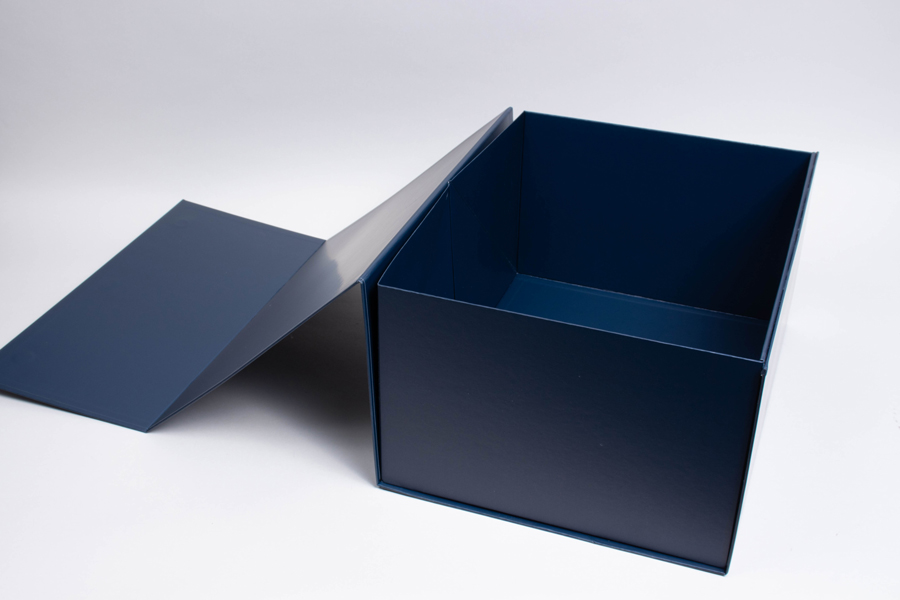 16 x 12 x 8 MATTE NAVY MAGNETIC LID GIFT BOXES