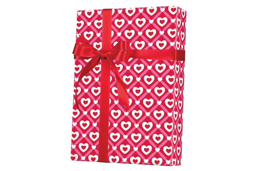 18-in x 417-ft HEART LATTICE GIFT WRAP (E3157)