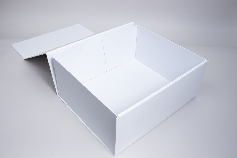 13 x 10-3/4 x 5-1/2 MATTE WHITE MAGNETIC LID GIFT BOXES
