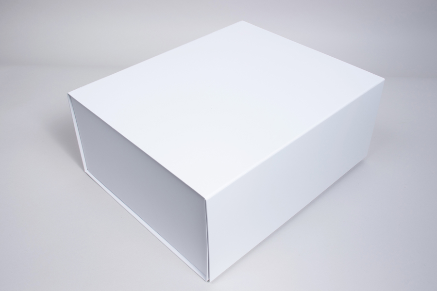 13 x 10-3/4 x 5-1/2 MATTE WHITE MAGNETIC LID GIFT BOXES