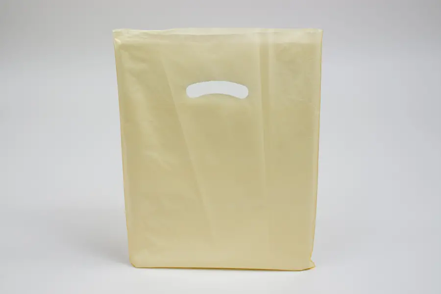 <12X15 IVORY GLOSS PLASTIC BAGS
