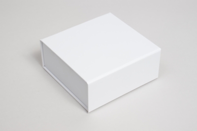 3-5/8 x 3-1/2 x 1-1/2 Matte White Magnetic Lid Gift Boxes