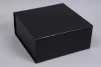 900x600-10x10-black_thumb200.webp
