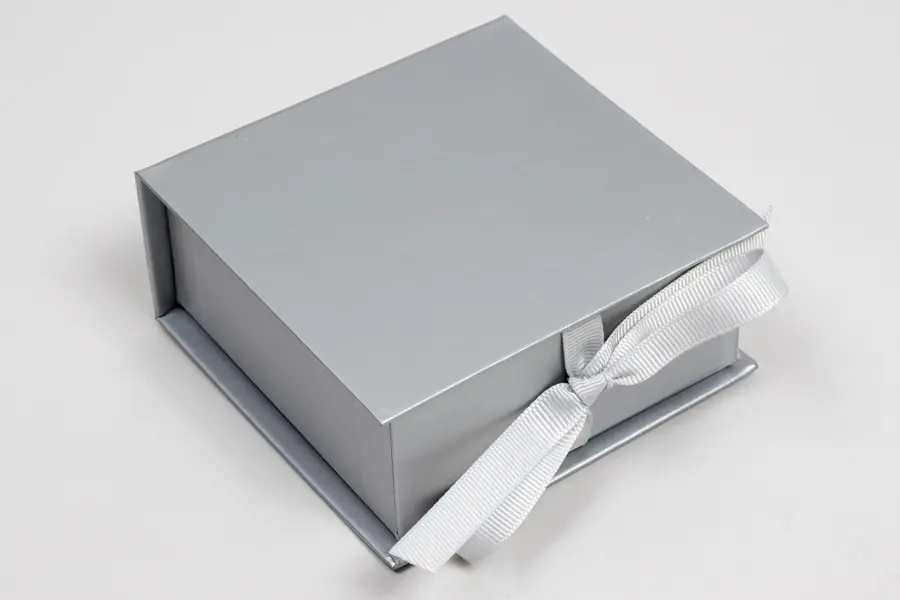 3-1/2X3-1/2X1-1/2 MATTE SILVER W/ SILVER RIBBON JEWELRY BOX