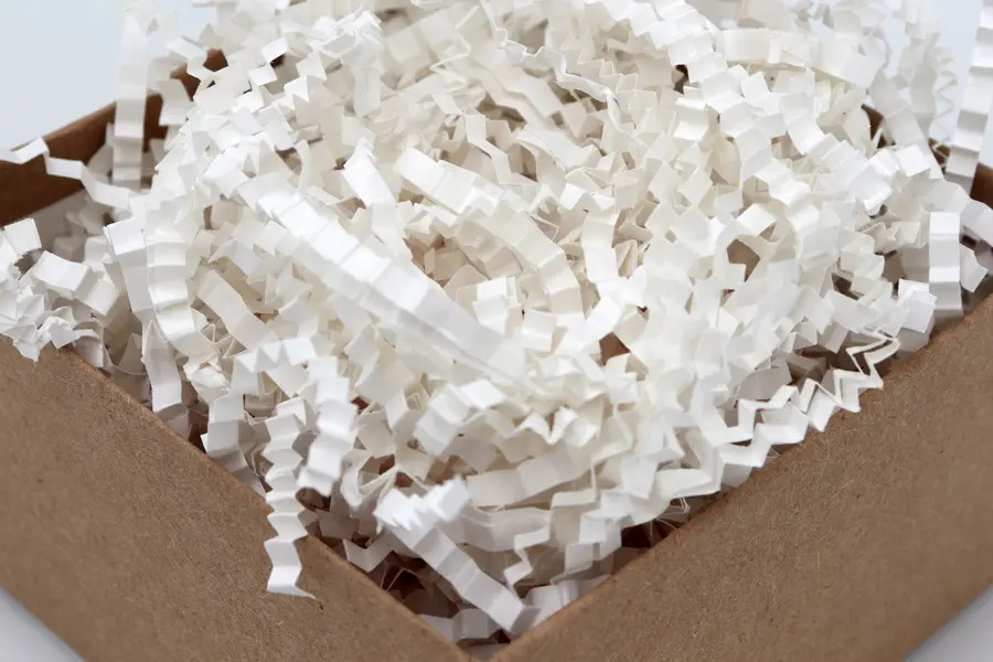 10 LB. ACCORDION SHRED - WHITE