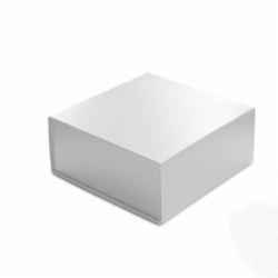 8 x 8 x 3 WHITE LEATHER MAGNETIC GIFT BOX